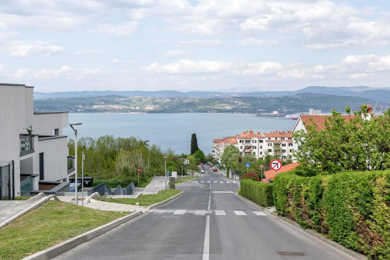 Auredius Deluxe Sea Apartment Koper Dış mekan fotoğraf